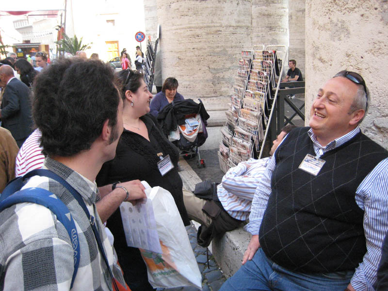 Presidente trying to sustain the Vatican colons with the help of Ewri  and Claudio vda